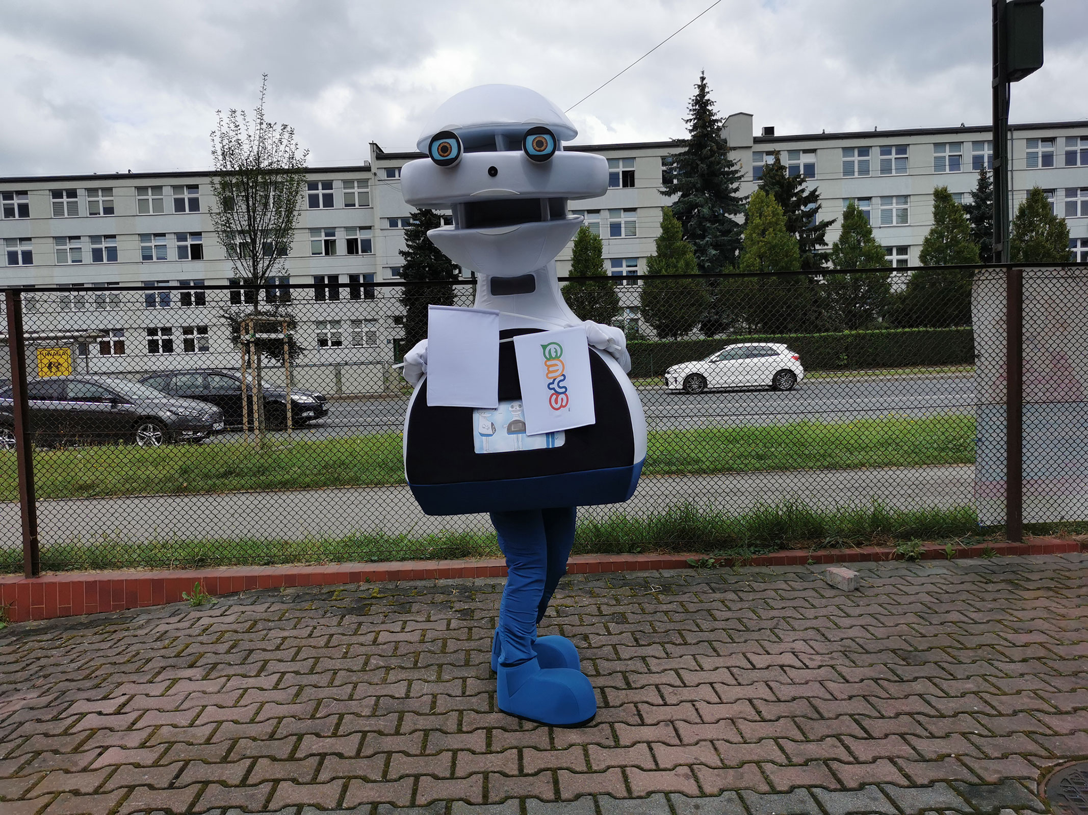 Jak się mają eventowe stroje reklamowe po pandemii? Robot